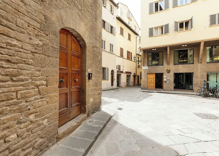 Salterelli Apartments By Mamo Florence